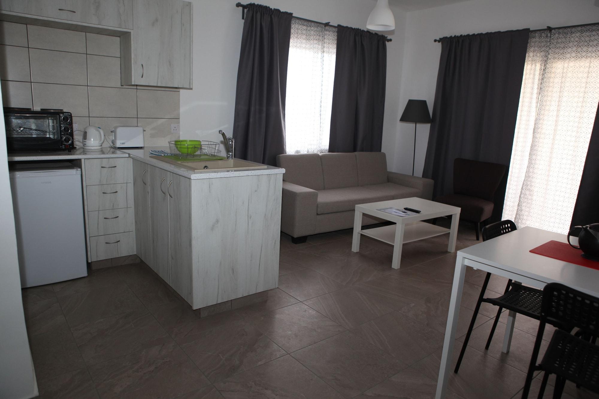 Polyxeni Hotel Apartments Limisso Esterno foto