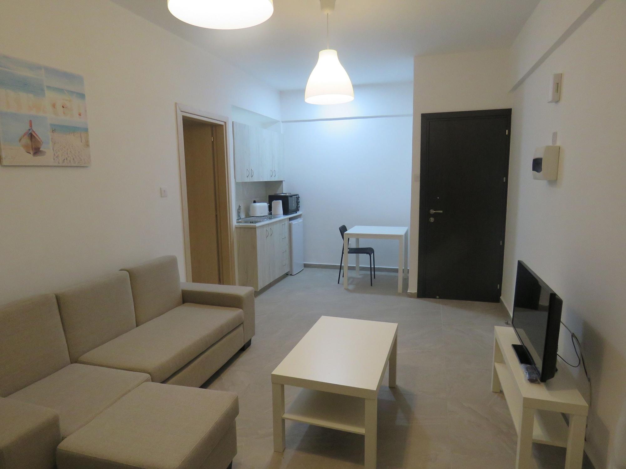 Polyxeni Hotel Apartments Limisso Esterno foto