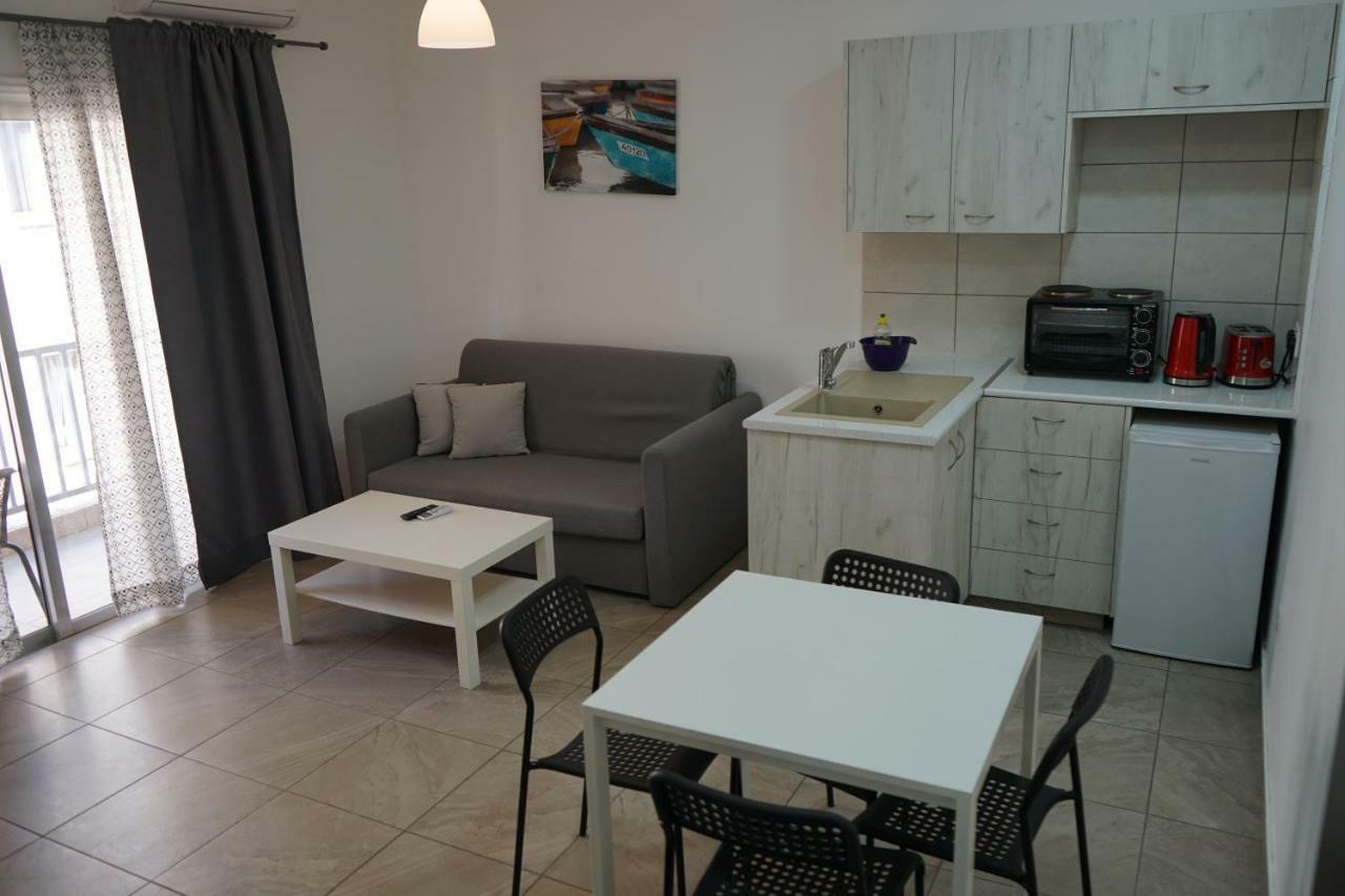Polyxeni Hotel Apartments Limisso Esterno foto